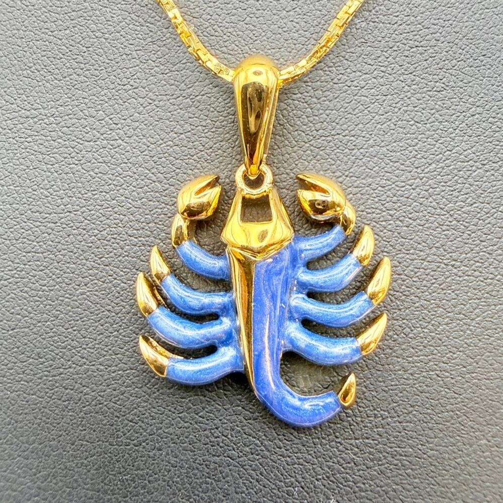 Bob Mackie Gold Tone Blue Enamel Scorpion Pendant Necklace Vintage Signed 24"